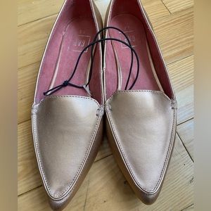 Gap flats in rose gold color (new)